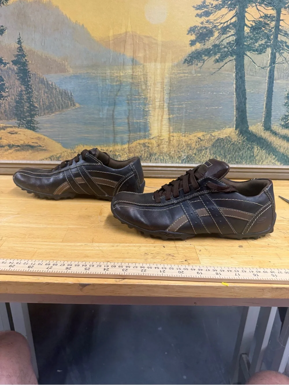 Sketchers oxford leather sneakers, men’s size 9.5 relaxed step insole